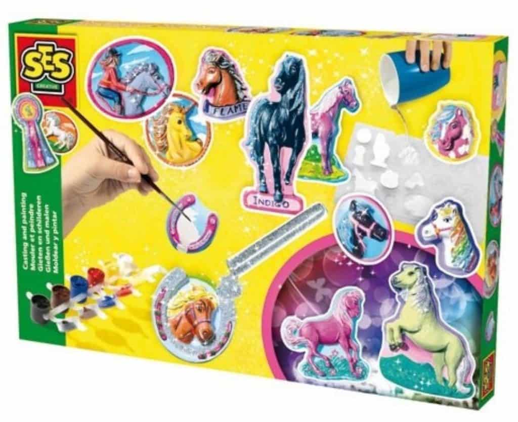 SES Creative Gjut och måla hästar med glitter