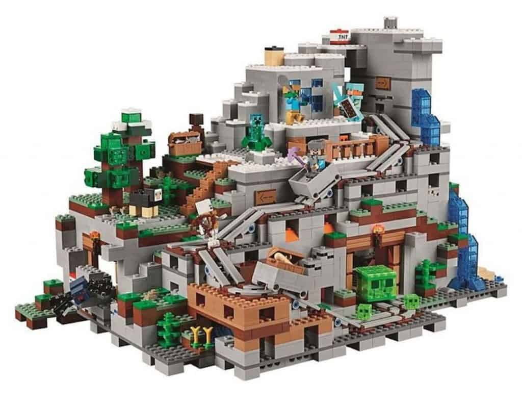 LEGO Minecraft Bergsgrottan 21137